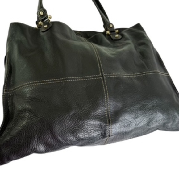 NWOT Liz Claiborne Black Pebble Leather Tote Bag - Picture 8 of 11